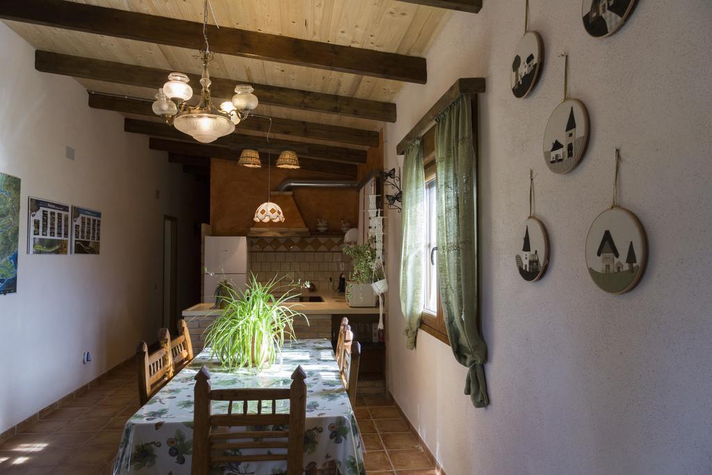 Casa La Tora Guest House Deltebre Room photo